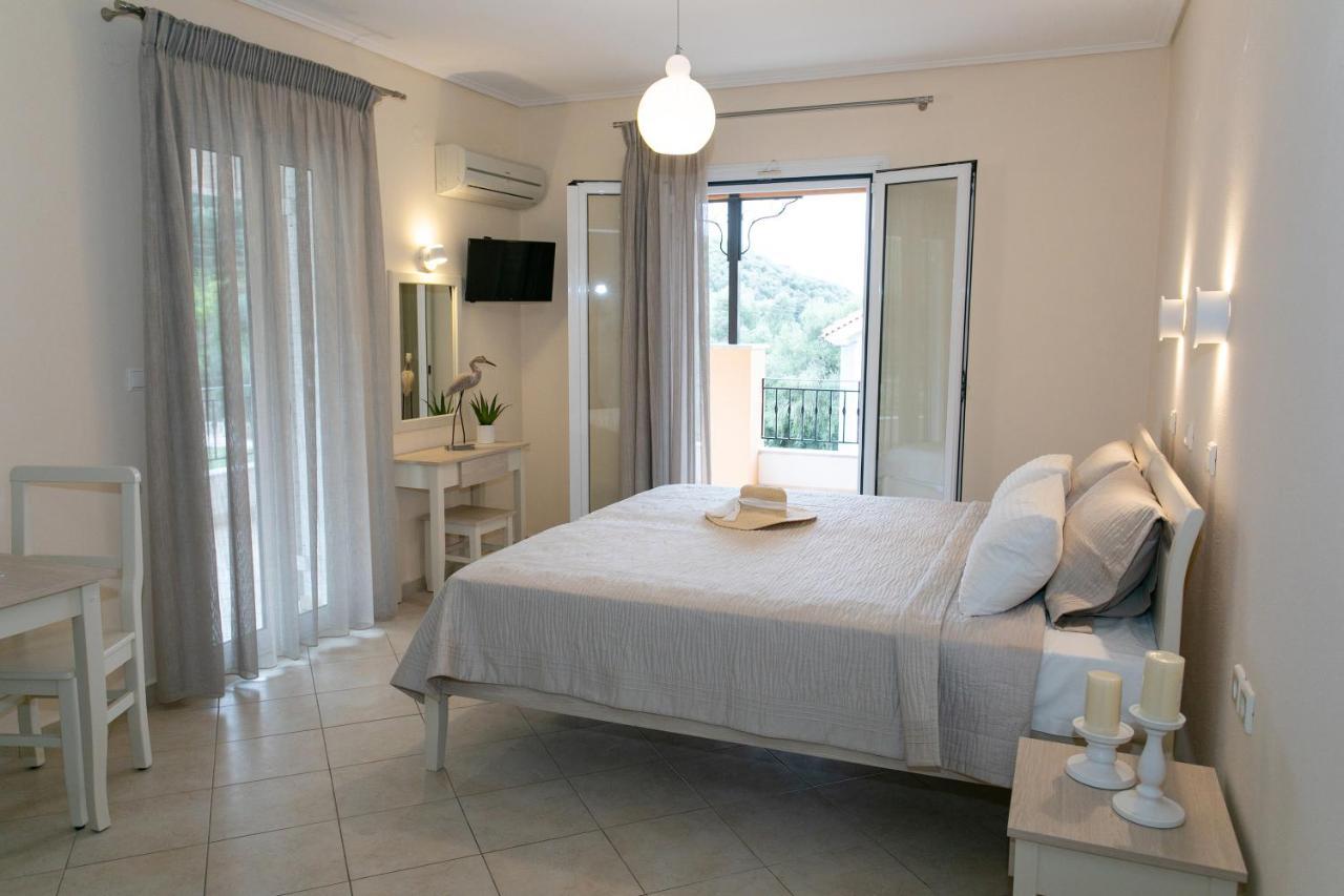 Tropical Apartments Párga Kültér fotó